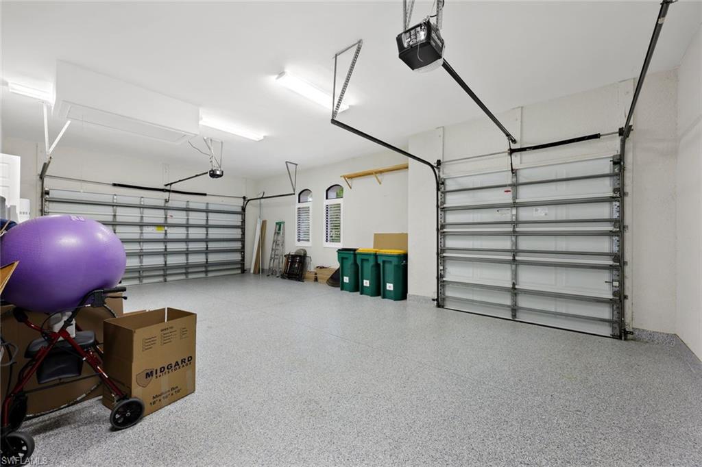 1725 Supreme Ct Property Photo 34