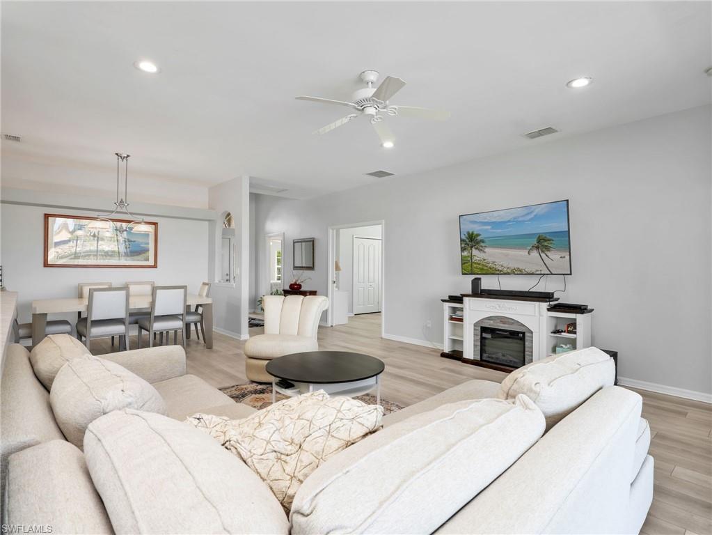 21506 Sheridan Run Property Photo 11