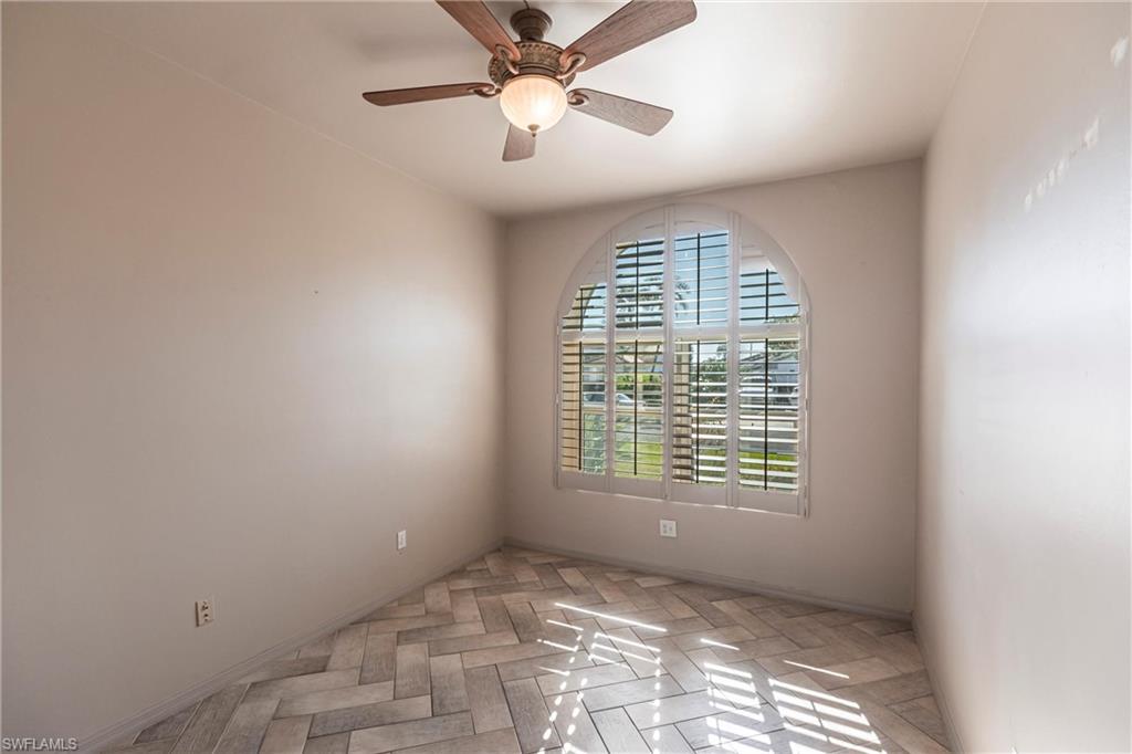 8361 Trentwood Ct Property Photo 18