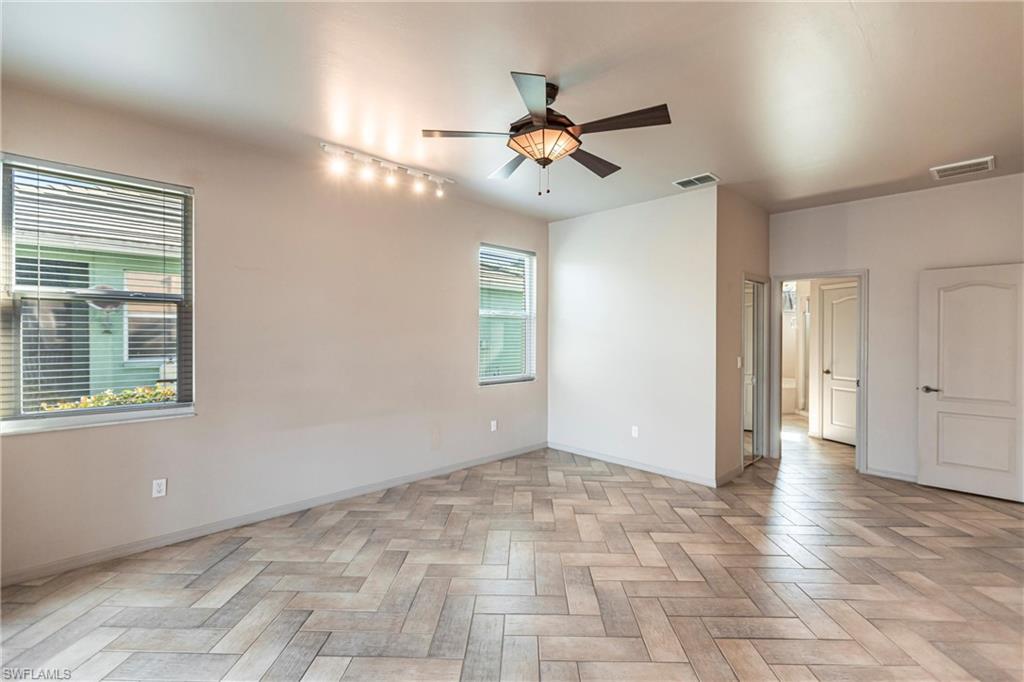 8361 Trentwood Ct Property Photo 23