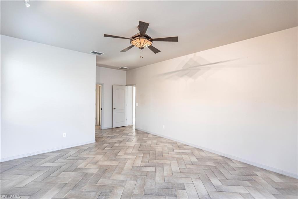 8361 Trentwood Ct Property Photo 24