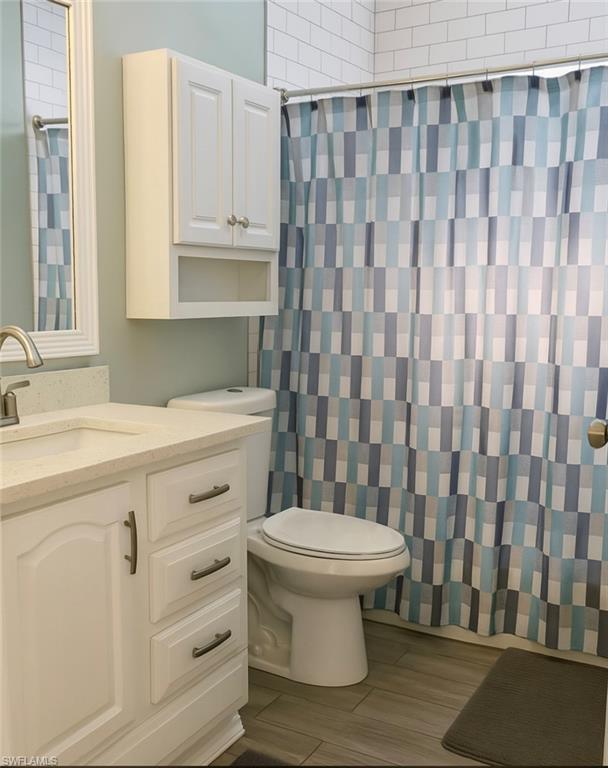 633 Palm View Dr 4 Property Photo 8