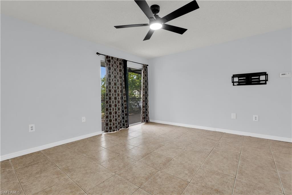 5713 Foxlake Dr 1 Property Photo 18