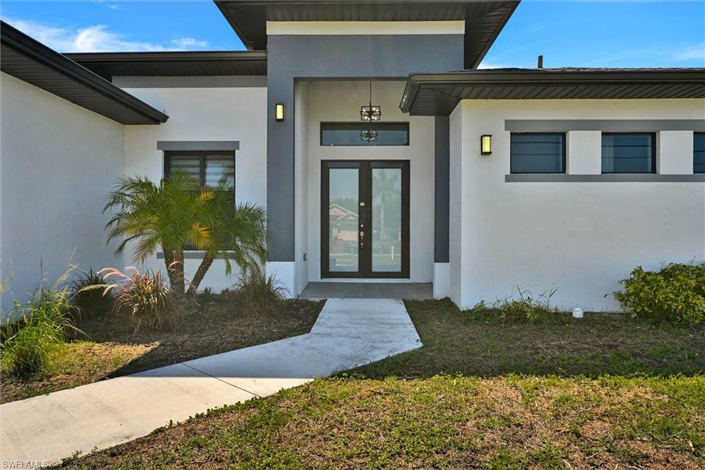 1717 Chiquita Blvd N Property Photo 3
