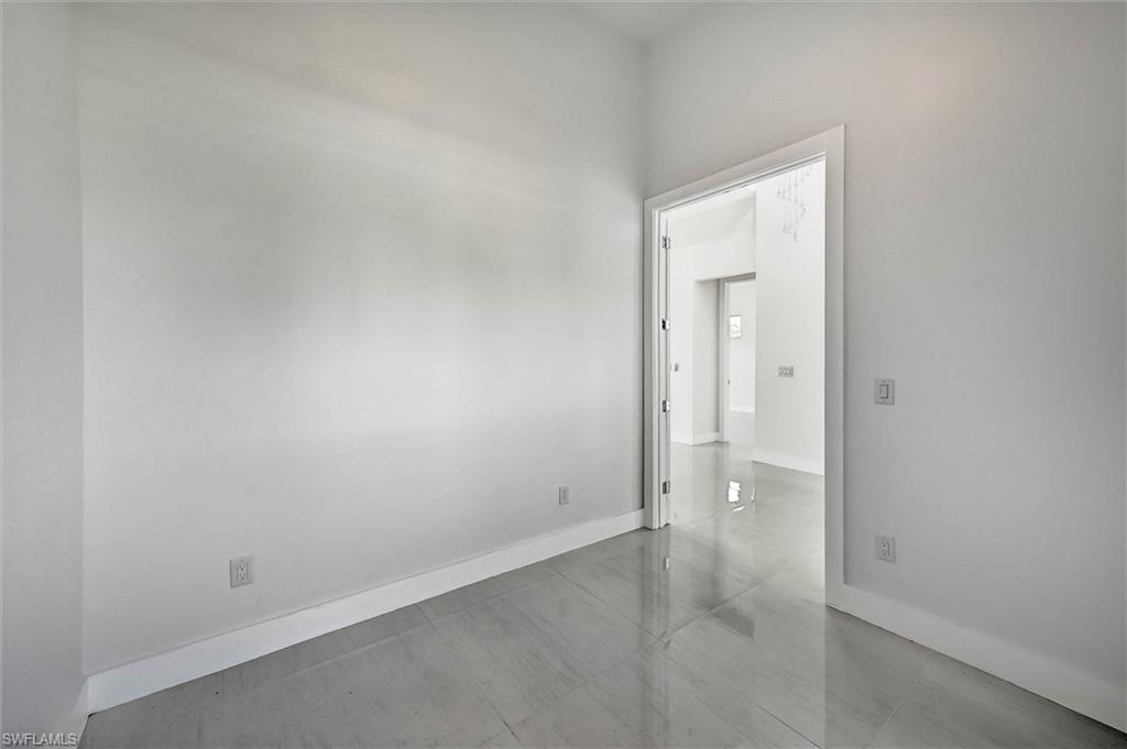 1717 Chiquita Blvd N Property Photo 10
