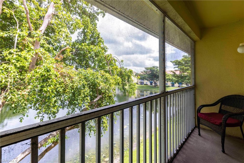 8274 Key Royal Cir 1036 Property Photo 7