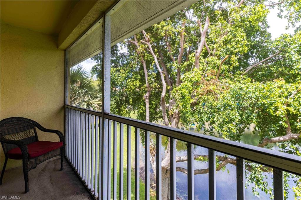 8274 Key Royal Cir 1036 Property Photo 8