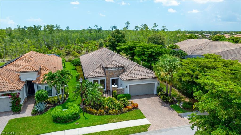 8879 Vaccaro Ct Property Photo 3