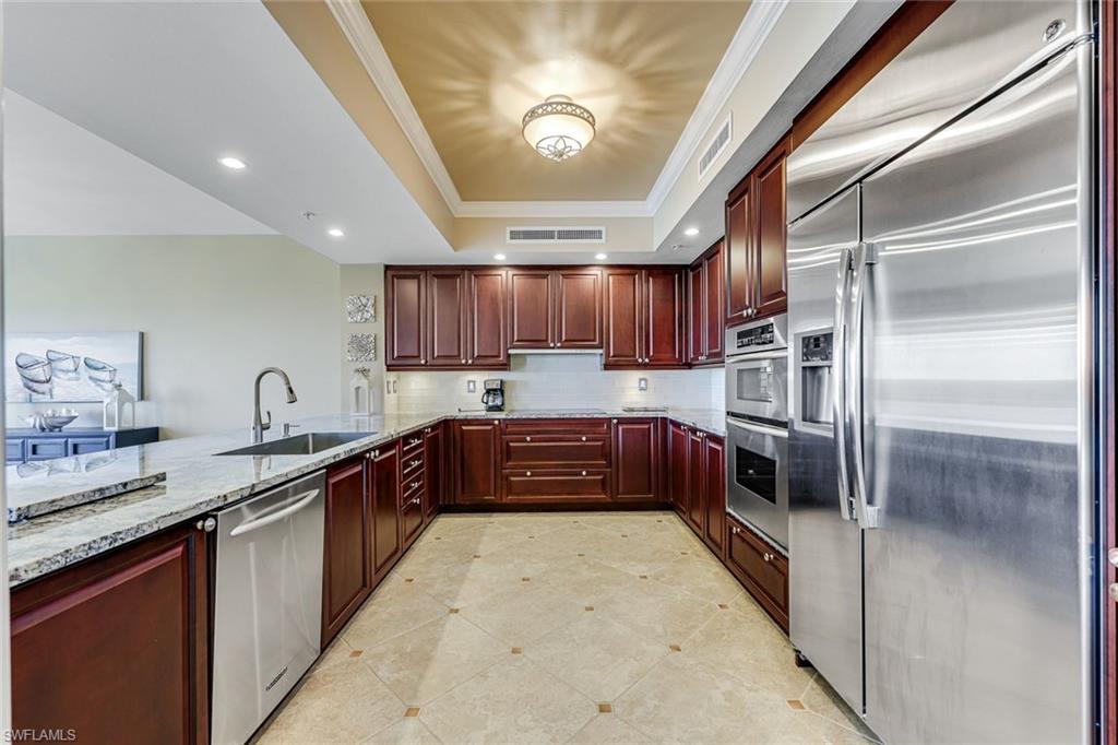 1050 Borghese Ln 605 Property Photo 6