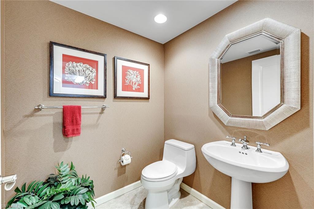 1050 Borghese Ln 605 Property Photo 27