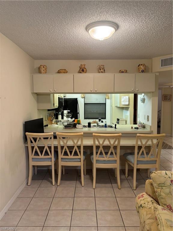 9285 Lake Park Dr 101 Property Photo 7