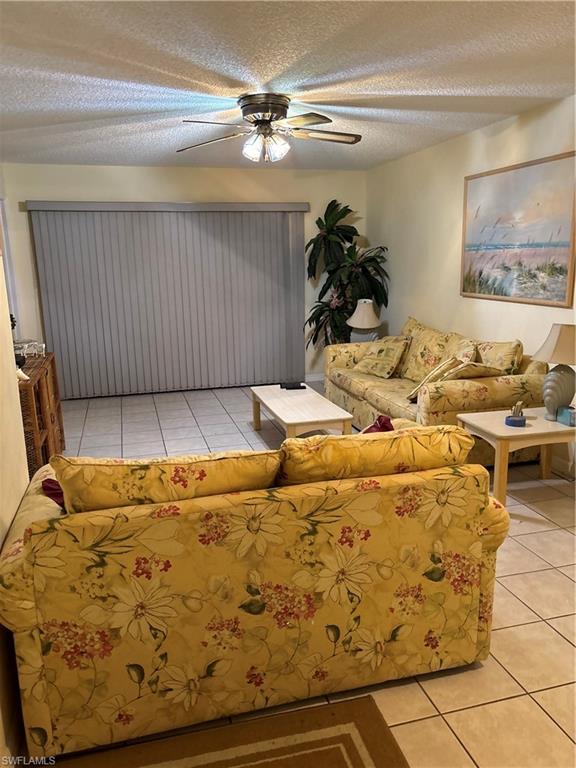 9285 Lake Park Dr 101 Property Photo 10
