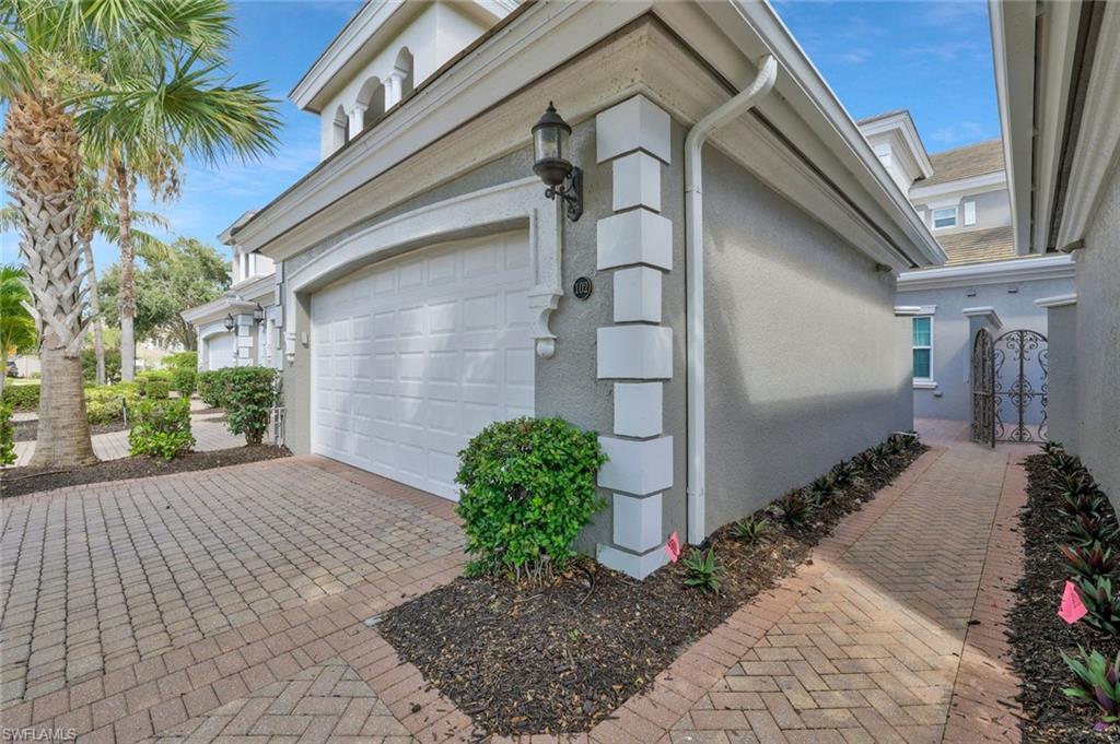 9209 Museo CIR 102 Property Photo 1