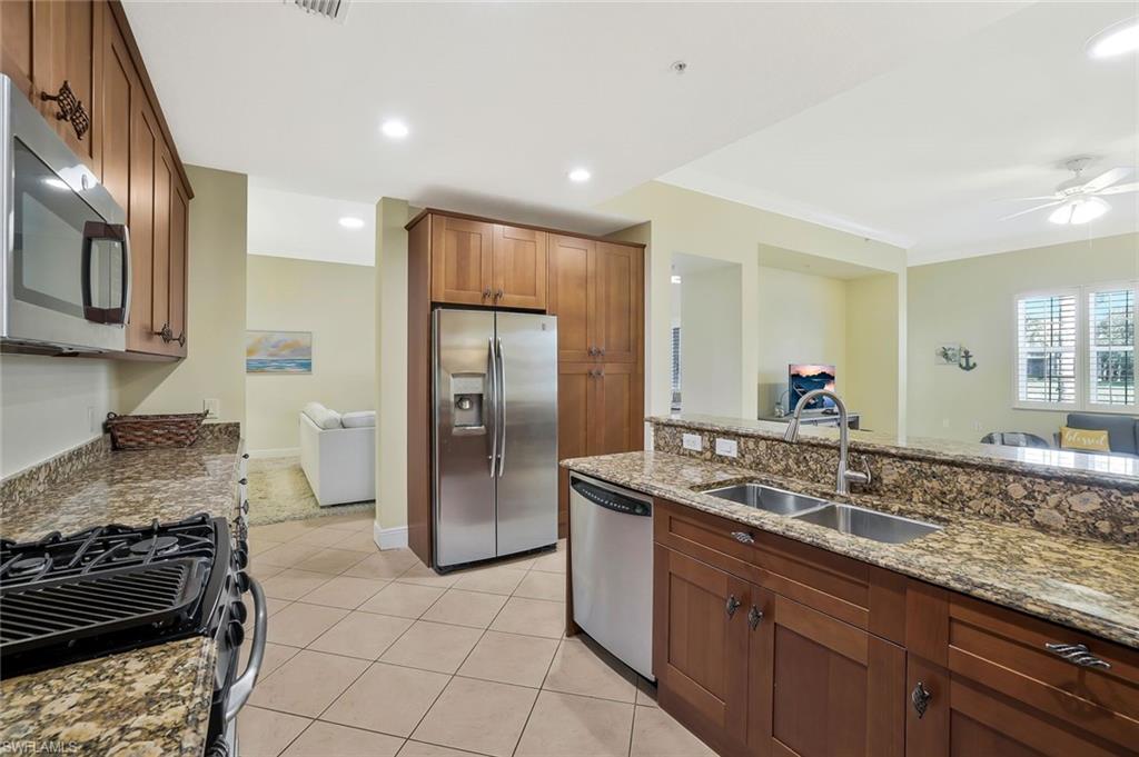 9209 Museo Cir 102 Property Photo 4