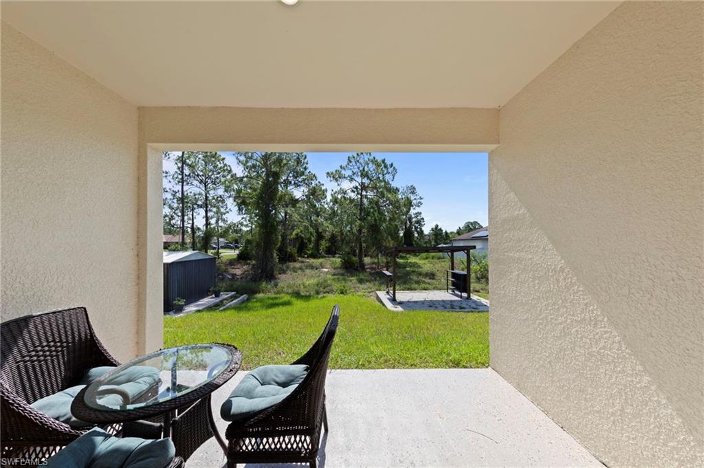 907 Homestead Rd S 2 Property Photo 25