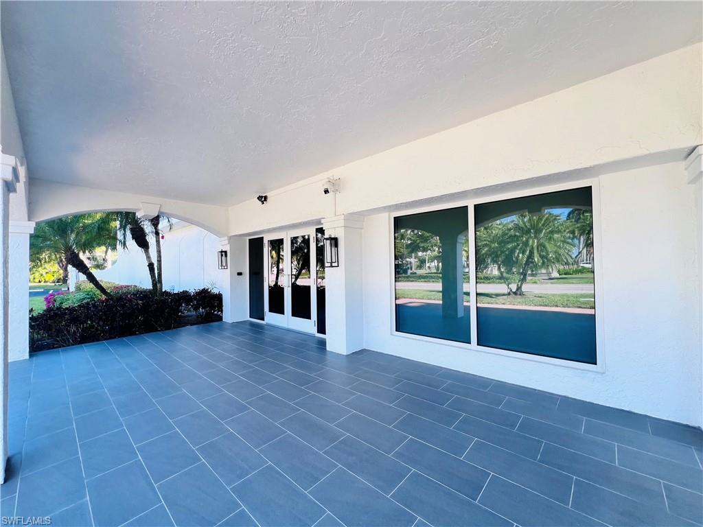 1200 Gulf Shore Blvd N 404 Property Photo 2