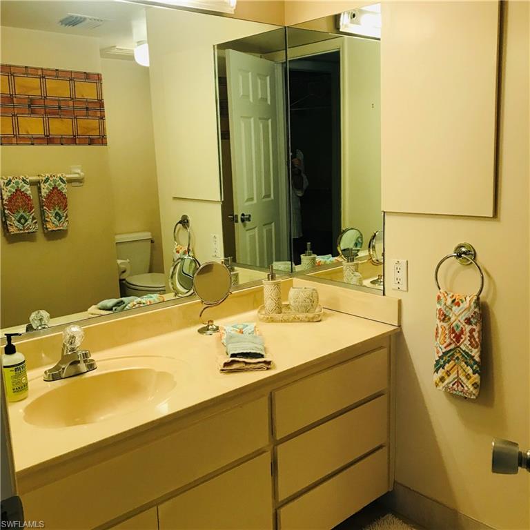 1200 Gulf Shore Blvd N 404 Property Photo 17