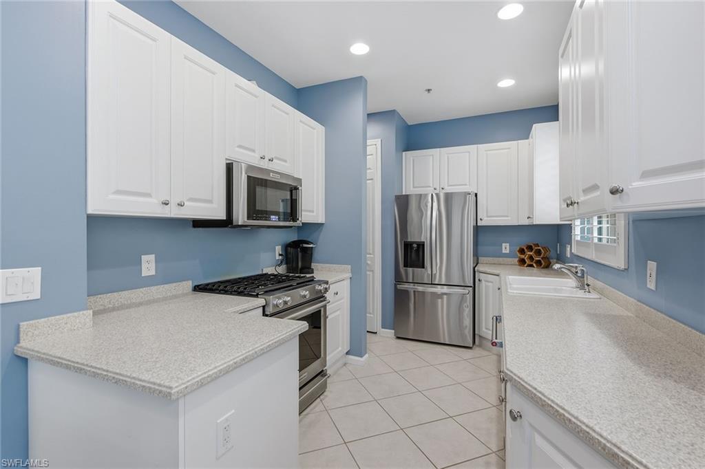 3995 Deer Crossing Ct 201 Property Photo 4