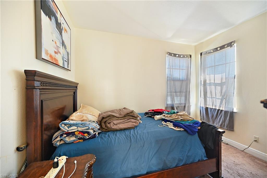 1896 Weldon Ave Property Photo 11