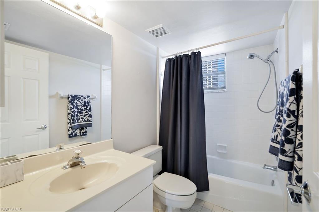 5550 Heron Point Dr 304 Property Photo 11