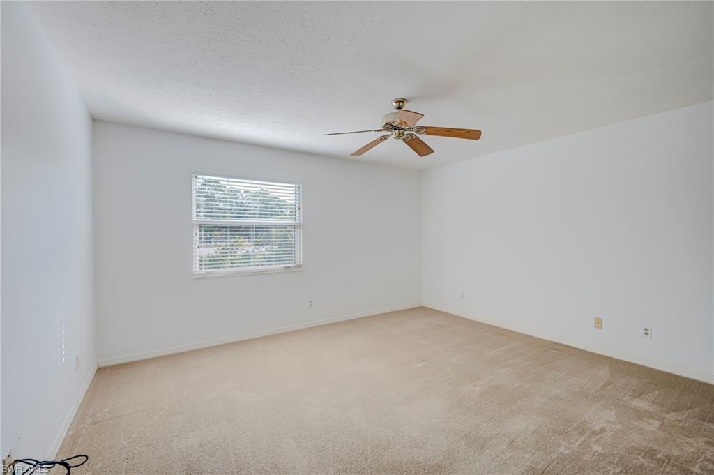 1542 Trafalgar Ln B Property Photo 13