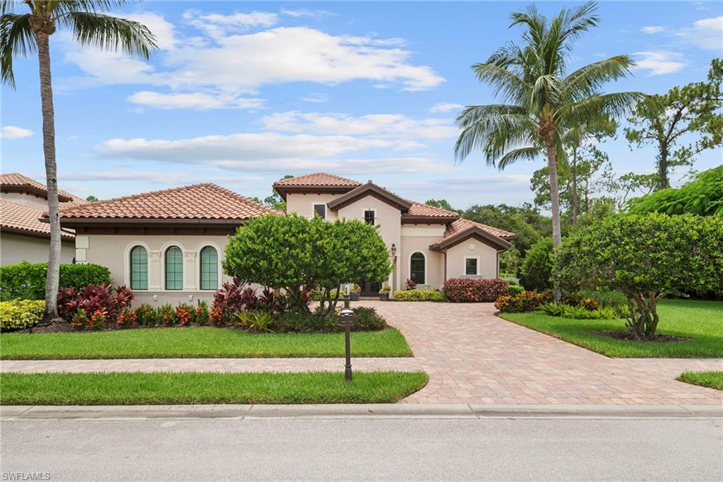6477 Costa Cir Property Photo 2