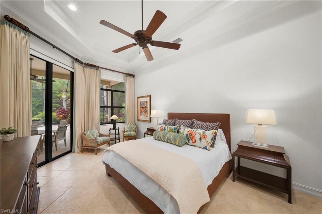 6477 Costa Cir Property Photo 17