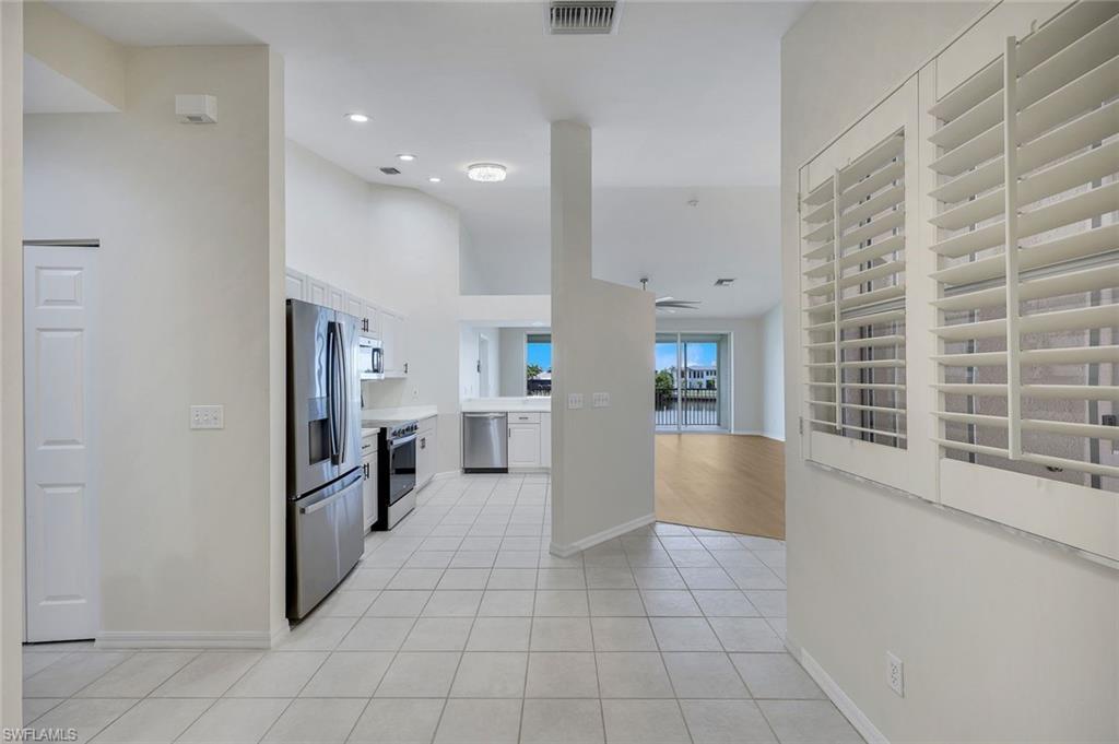 210 Waterside Cir 201 Property Photo 13
