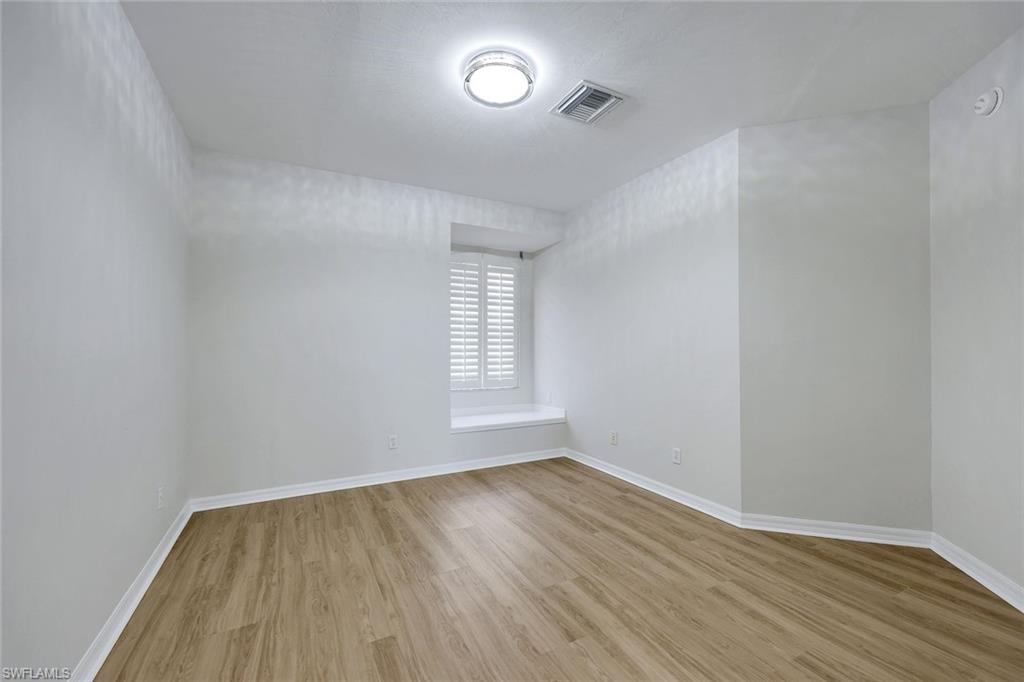 210 Waterside Cir 201 Property Photo 15