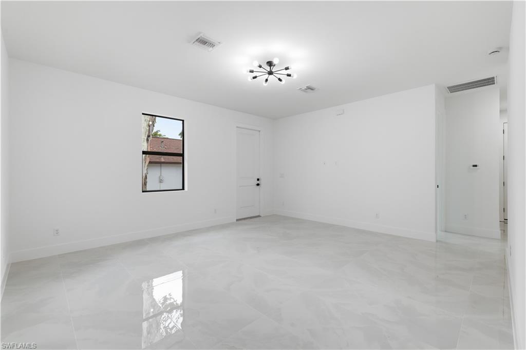 4030 Washington Ave Property Photo 11