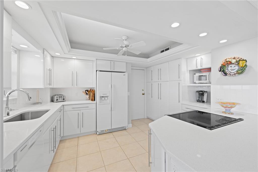 10691 Gulf Shore Dr 1102 Property Photo 14