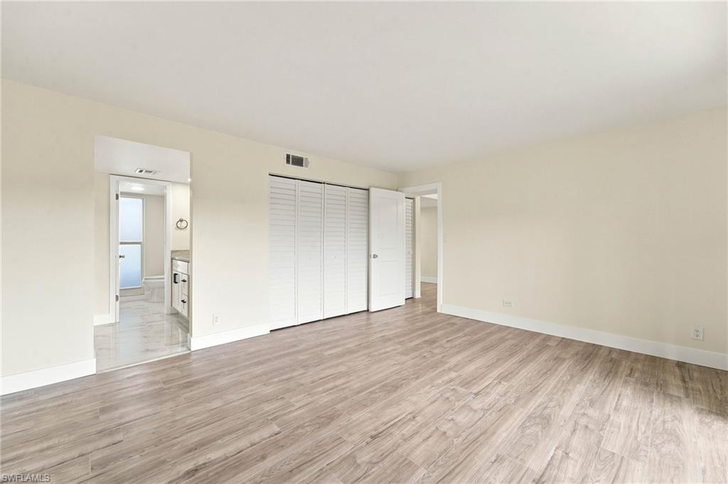 379 Palm Dr 3 Property Photo 12