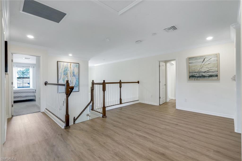 9250 Shadow Oak Ln Property Photo 21
