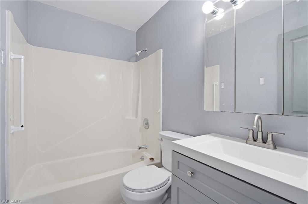 5160 31st Ave Sw Property Photo 24
