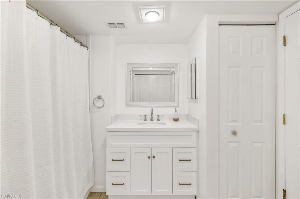 6645 Estero Blvd 305 Property Photo 17