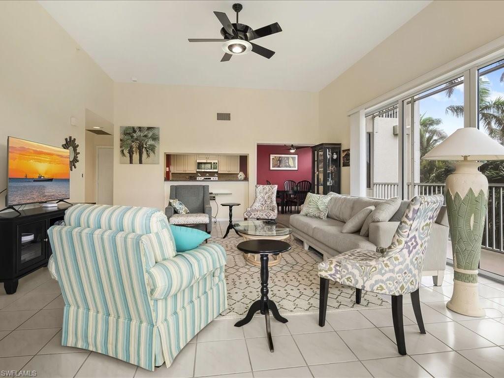 5550 Heron Point Dr 105 Property Photo 3