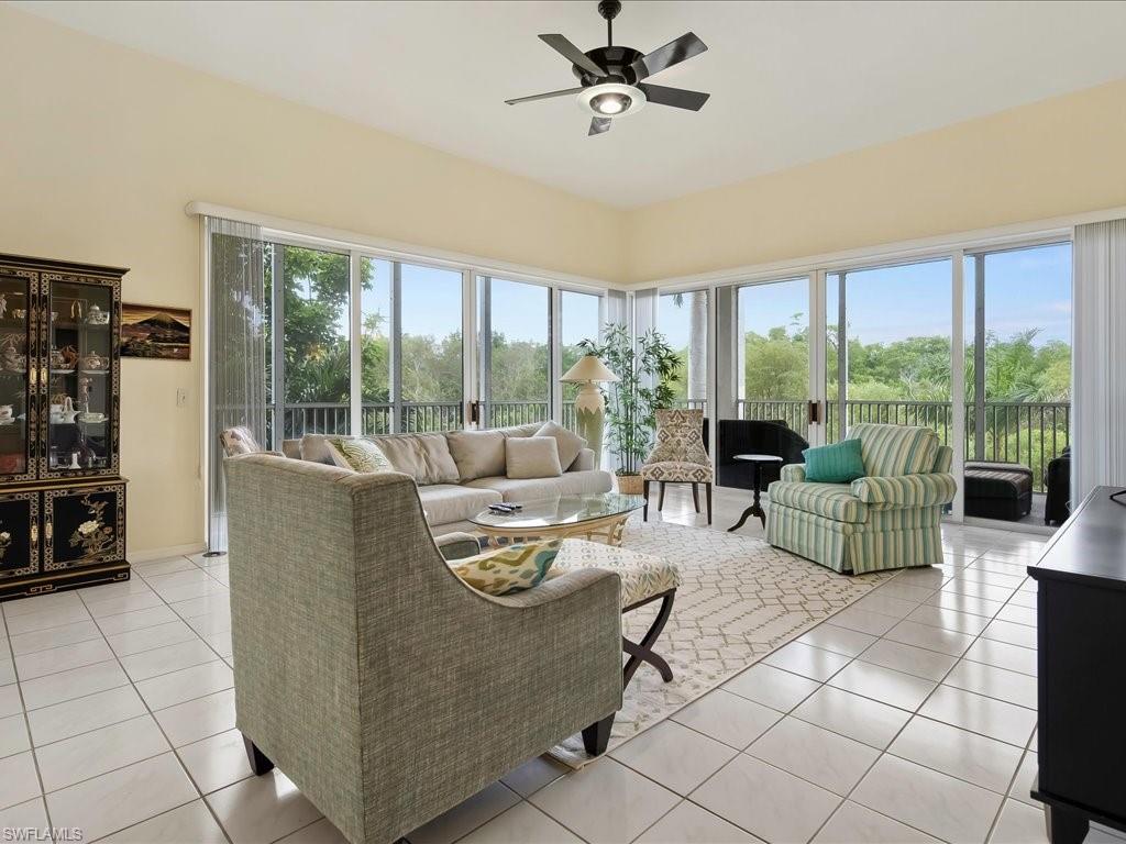 5550 Heron Point Dr 105 Property Photo 4