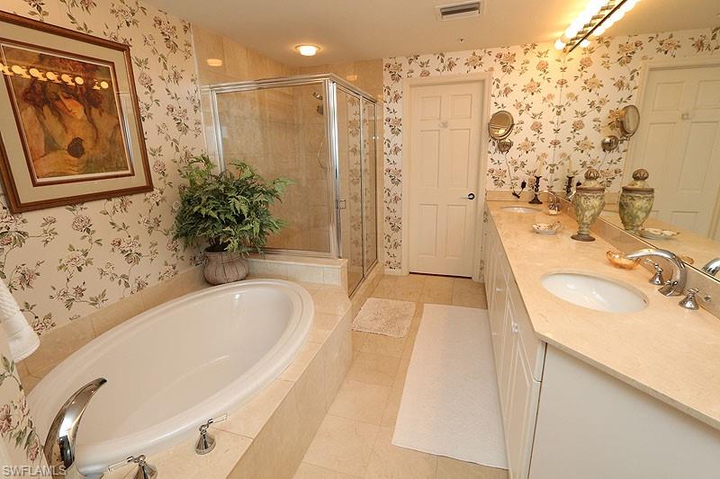 60 Seagate Dr 604 Property Photo 14