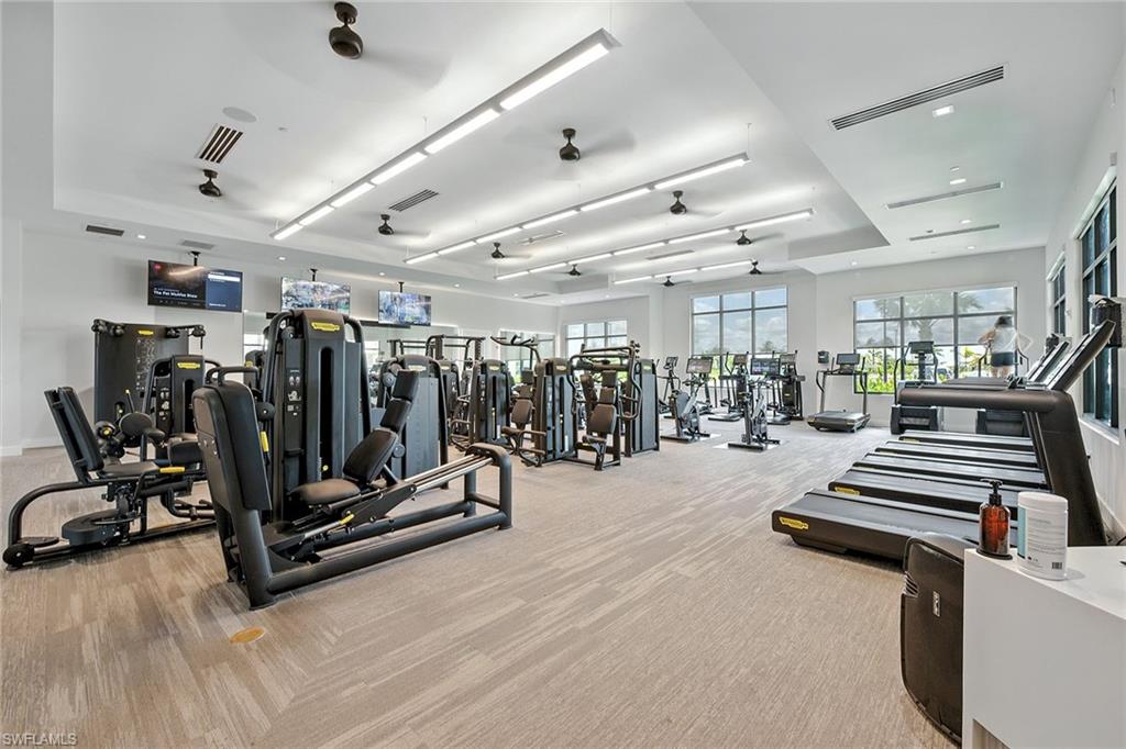 15382 Turin Dr Property Photo 42