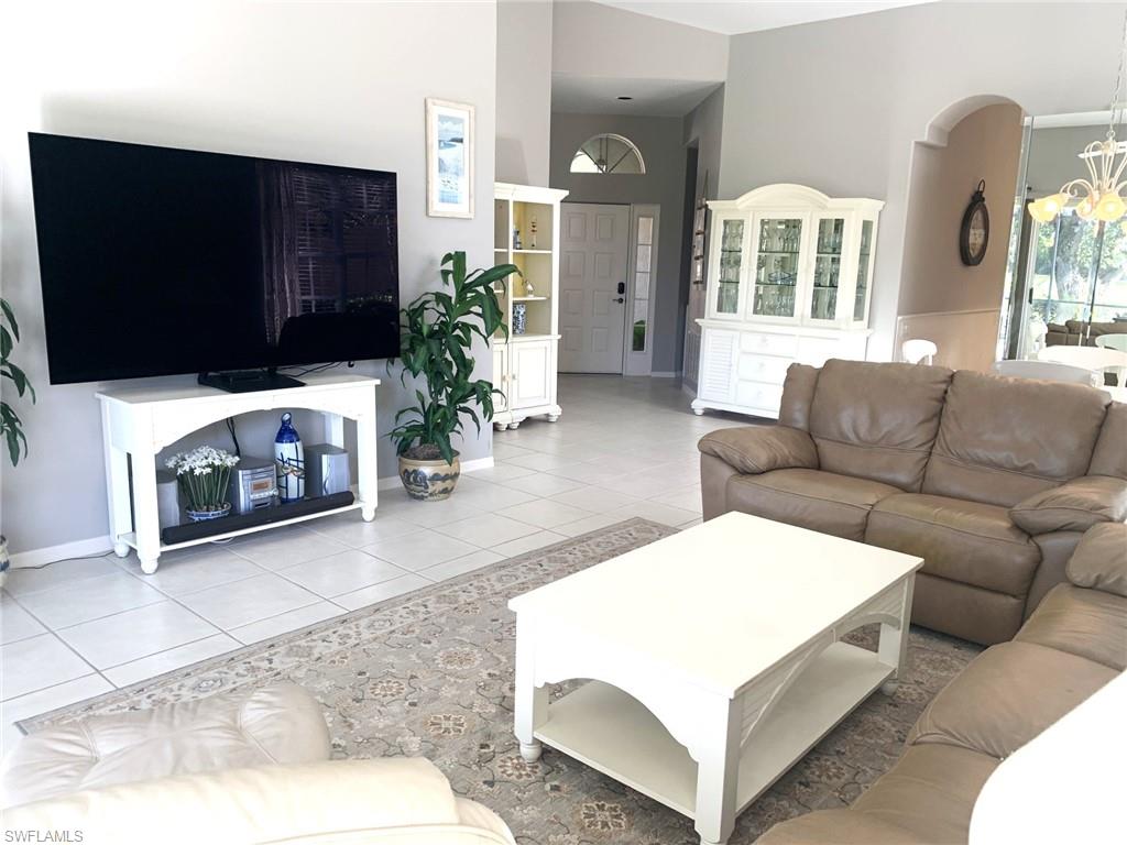 13520 Southampton Dr Property Photo 3
