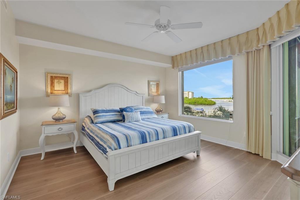 430 Cove Tower Dr 302 Property Photo 19