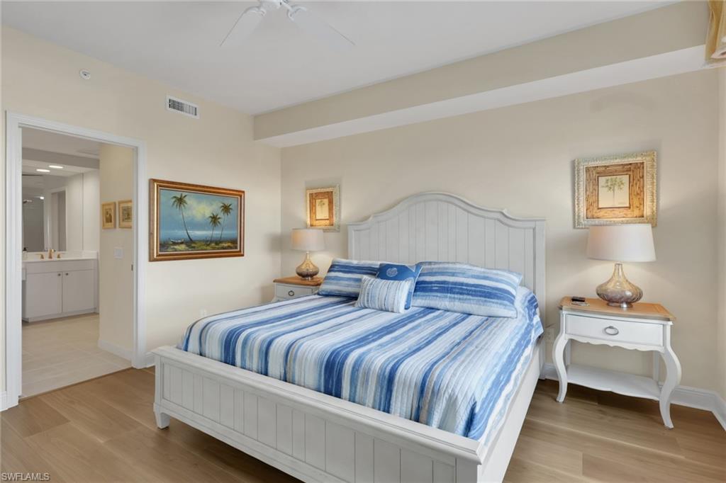 430 Cove Tower Dr 302 Property Photo 21