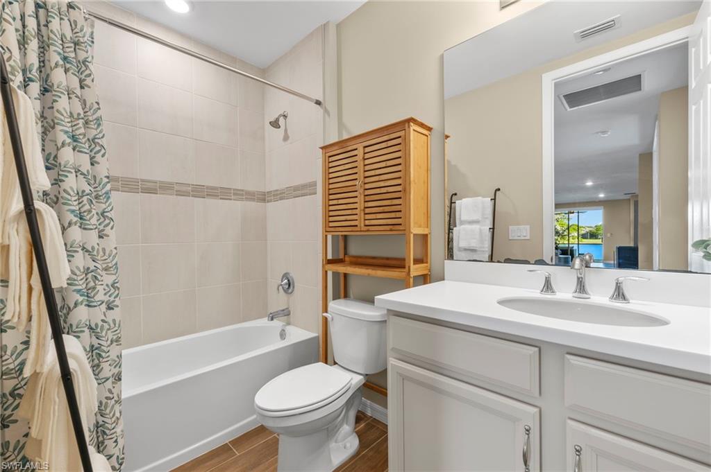 14644 Edgewater Cir Property Photo 20