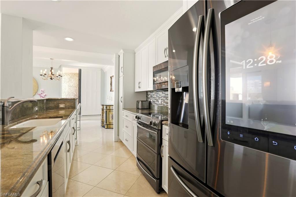 4001 Gulf Shore Blvd N Ph8 Property Photo 12