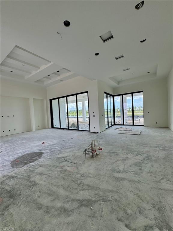 25562 Crystal Shore Dr Property Photo 3