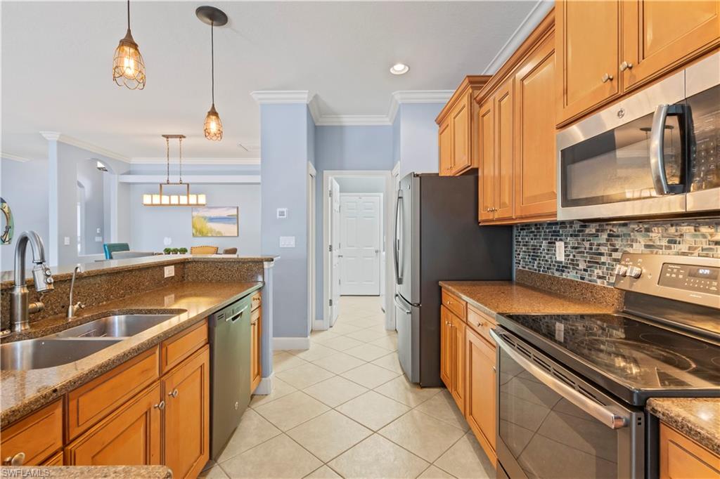 21313 Velino Ln Property Photo 10