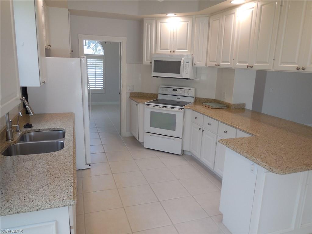 5299 Hawkesbury Way Property Photo 3