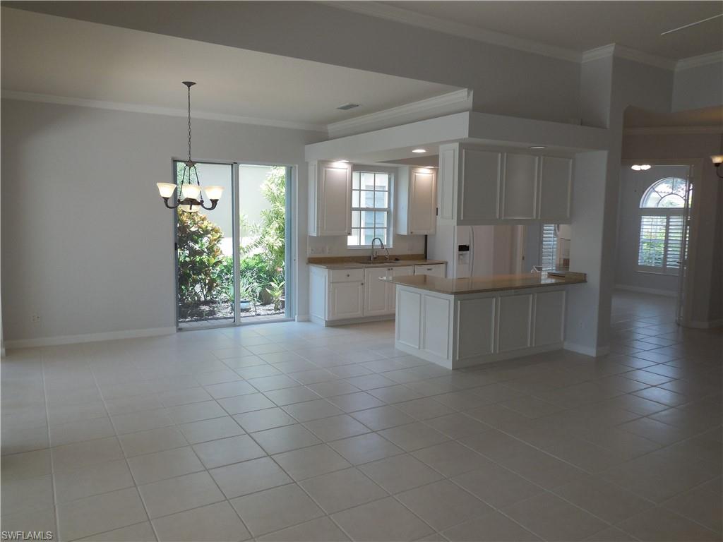 5299 Hawkesbury Way Property Photo 7