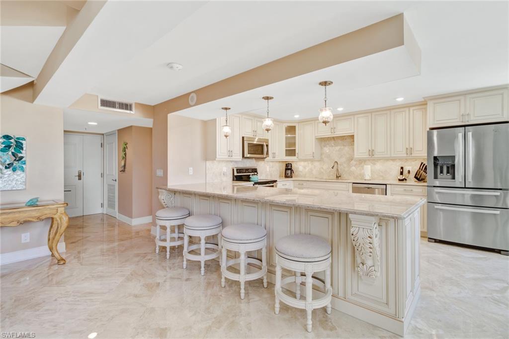 4041 Gulf Shore Blvd N 308 Property Photo 15