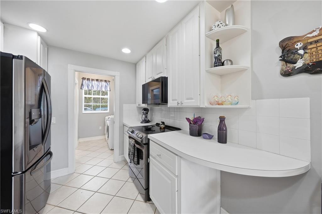 5661 Cove Cir 51 Property Photo 10